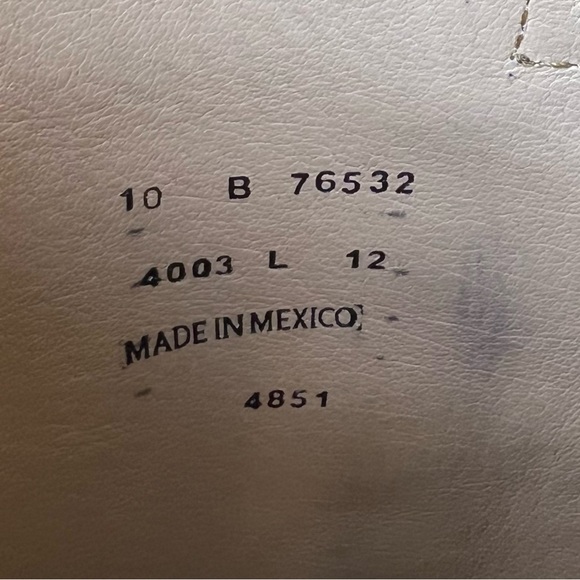 Frye Women’s 10 Paige Cognac Tall Riding Boots Wide Calf - Picture 16 of 16